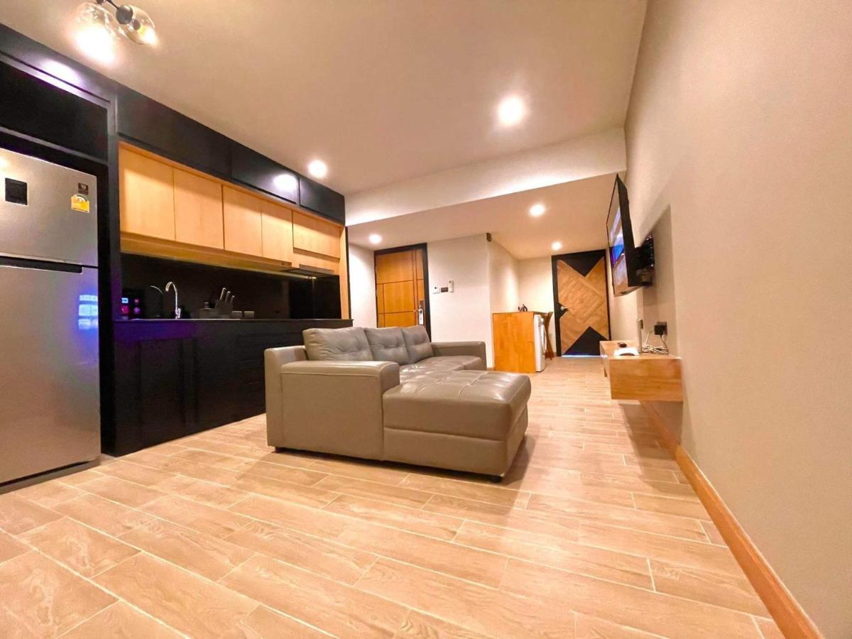 Room Actually Service Apartment Karon Exterior foto
