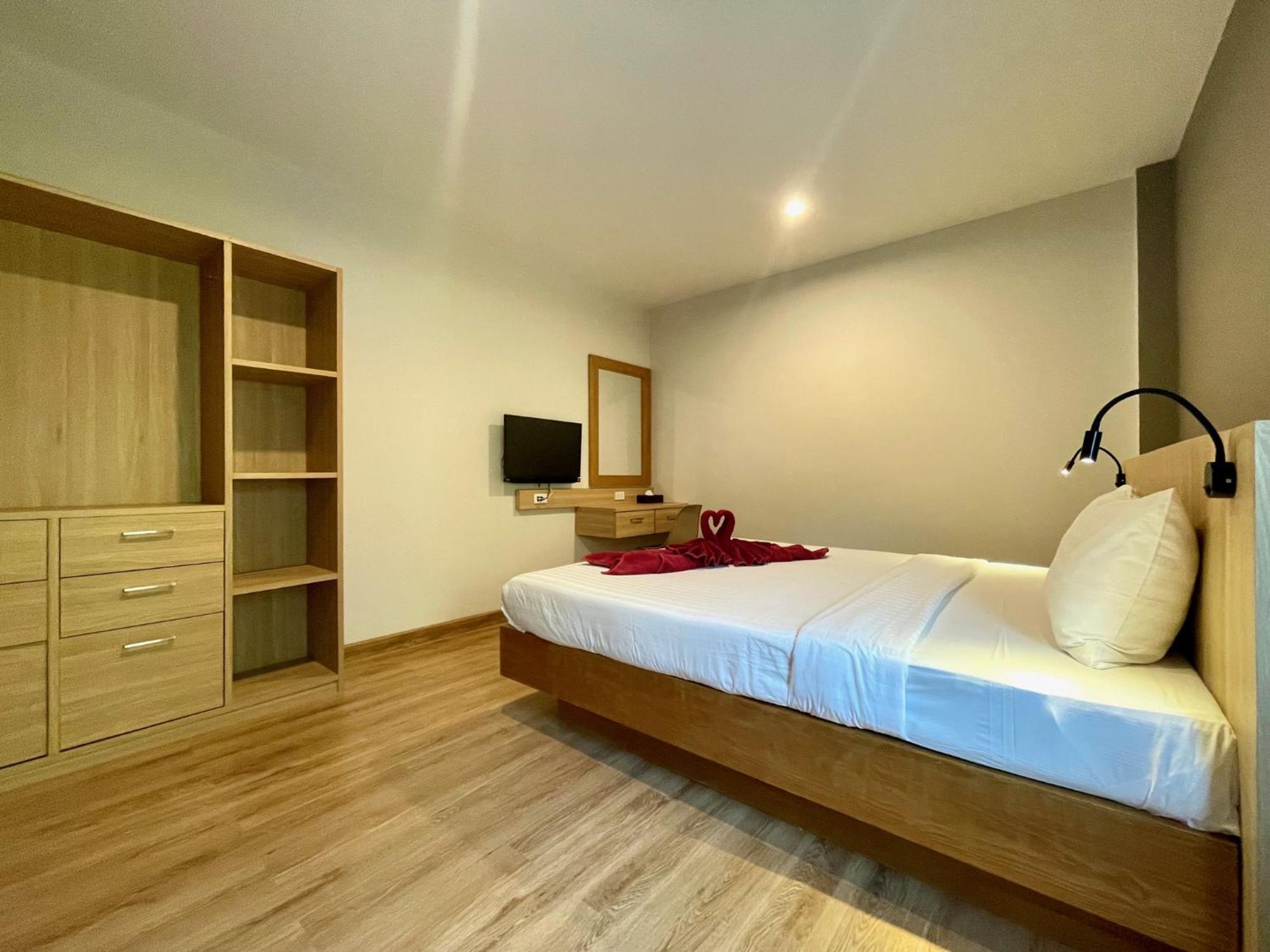 Room Actually Service Apartment Karon Exterior foto